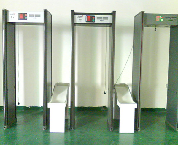 安全檢測鈑金構(gòu)件